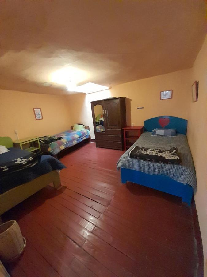 Hostel Rivendell クスコ エクステリア 写真