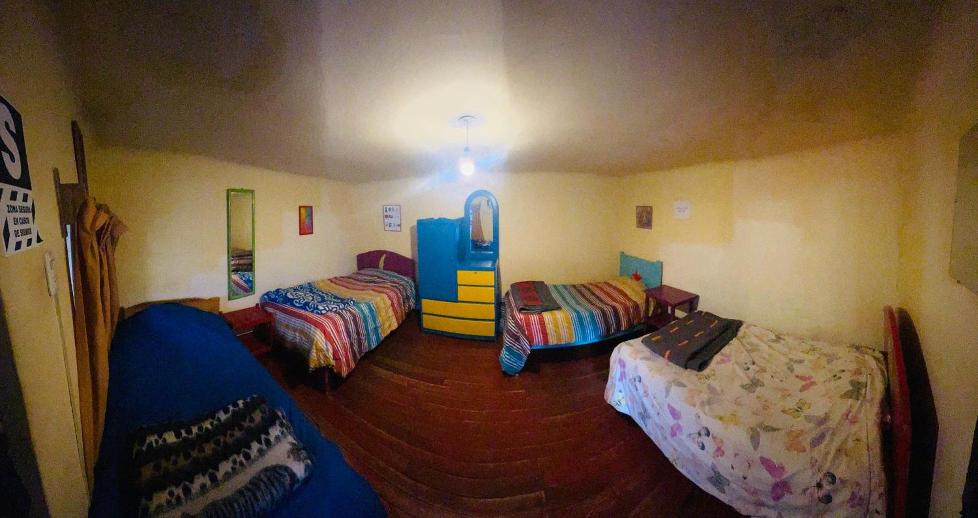 Hostel Rivendell クスコ エクステリア 写真